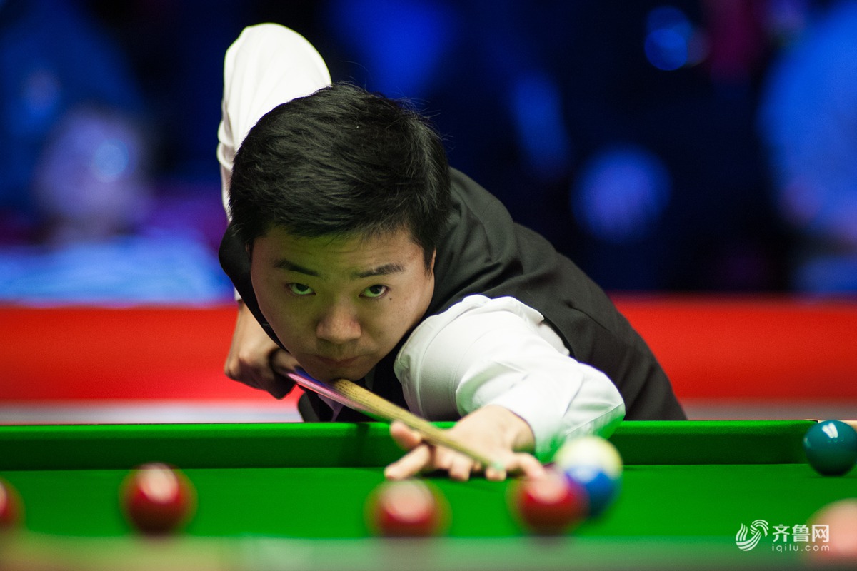 厄姆进球后 厄姆进球后