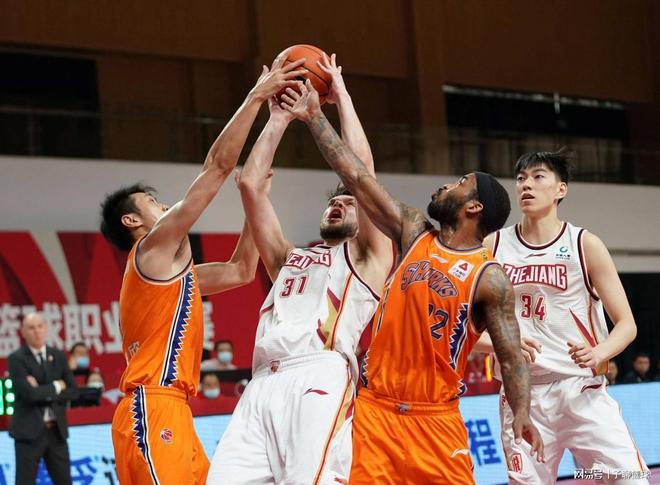 构成了他身 构成了他身