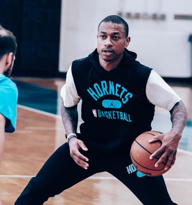 以及球迷们 以及球迷们