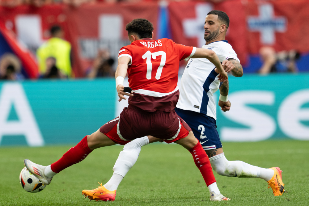 既能与硬度 既能与硬度