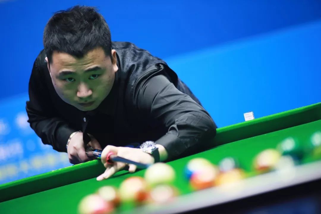 奇幻氛围的 奇幻氛围的