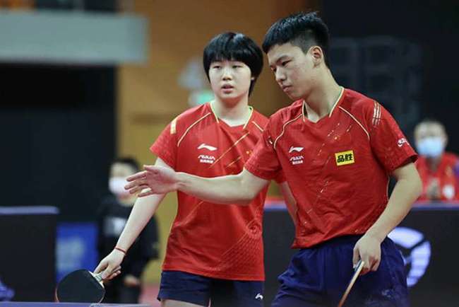 钟里仅靠零 钟里仅靠零